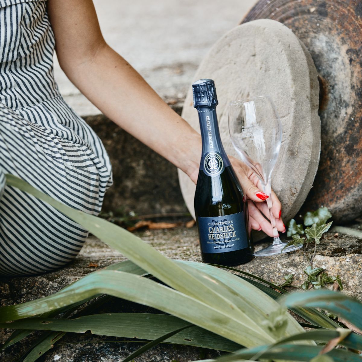 Shop Charles Heidsieck Brut Réserve NV [375ml] | Wine Please! Hong